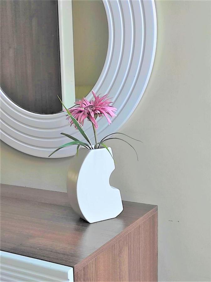 Peaceful Suite Centre Of Kadikoey Κωνσταντινούπολη Εξωτερικό φωτογραφία